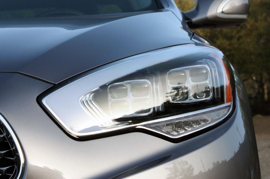  Kia K900 V8 2015 года  (фото 44 из 44)
